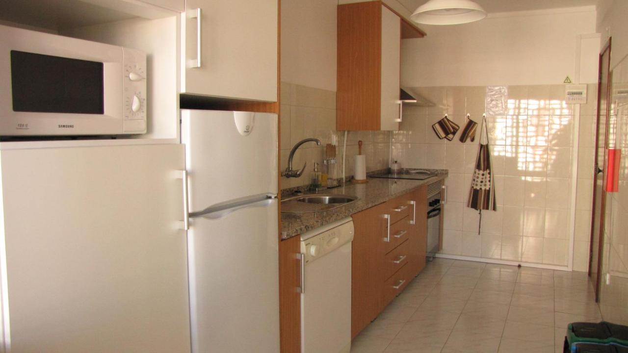 Peniche Waves Apartment Bagian luar foto